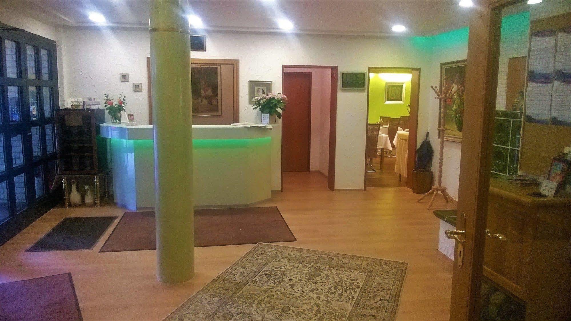 Hotel Am Springhorstsee โกรสบวร์กวีเดิล ภายนอก รูปภาพ